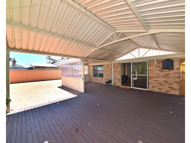 12 Reigate Way, Butler WA 6036