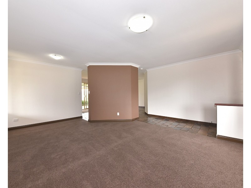 16 Tapping Way, Quinns Rocks WA 6030