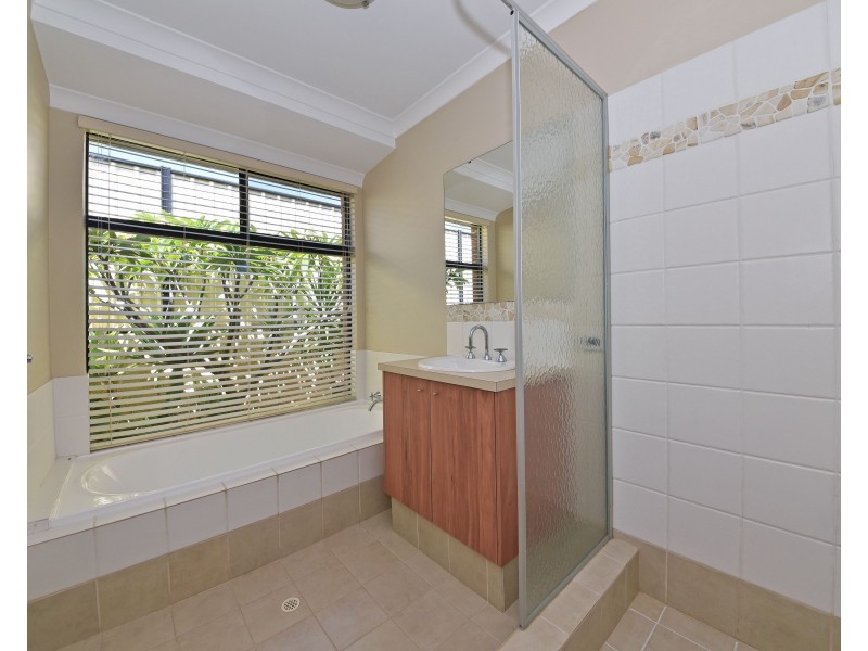 8 Cylinders Loop, Clarkson WA 6030