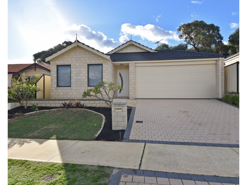 11 Tuxedo Link, Clarkson WA 6030