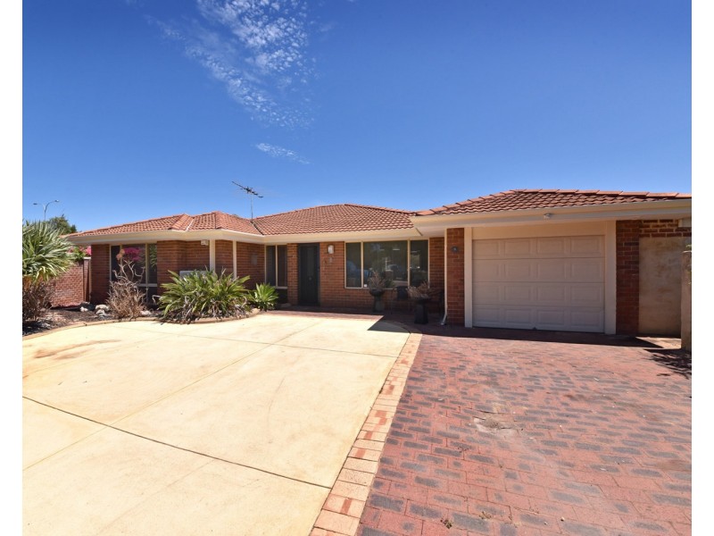9 Kyara Court, Clarkson WA 6030
