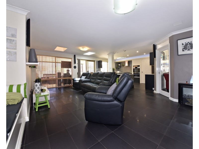 9 Kyara Court, Clarkson WA 6030