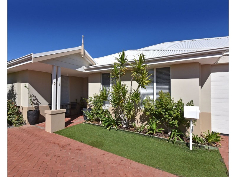 27 Airlie Chase, Clarkson WA 6030