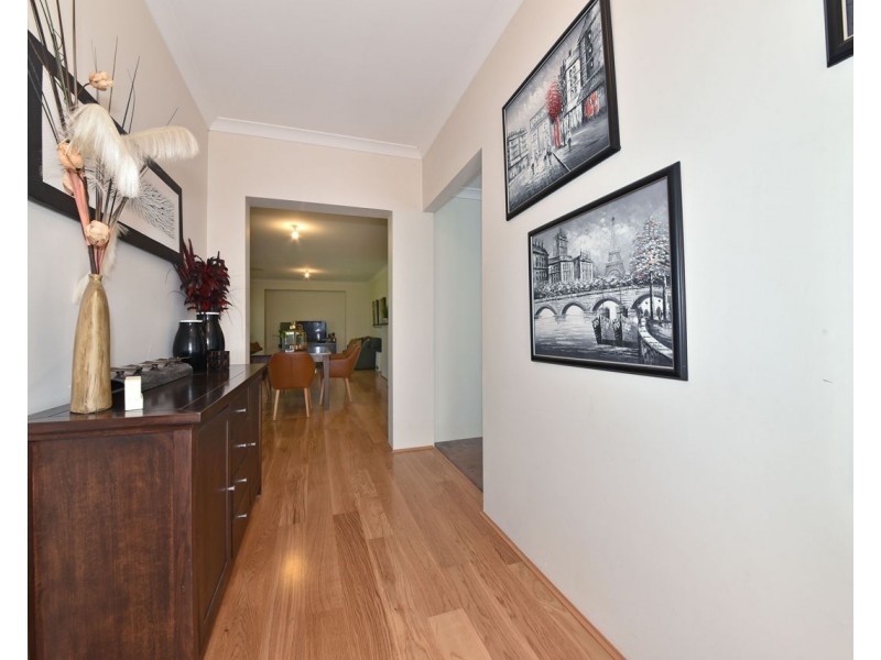 27 Airlie Chase, Clarkson WA 6030