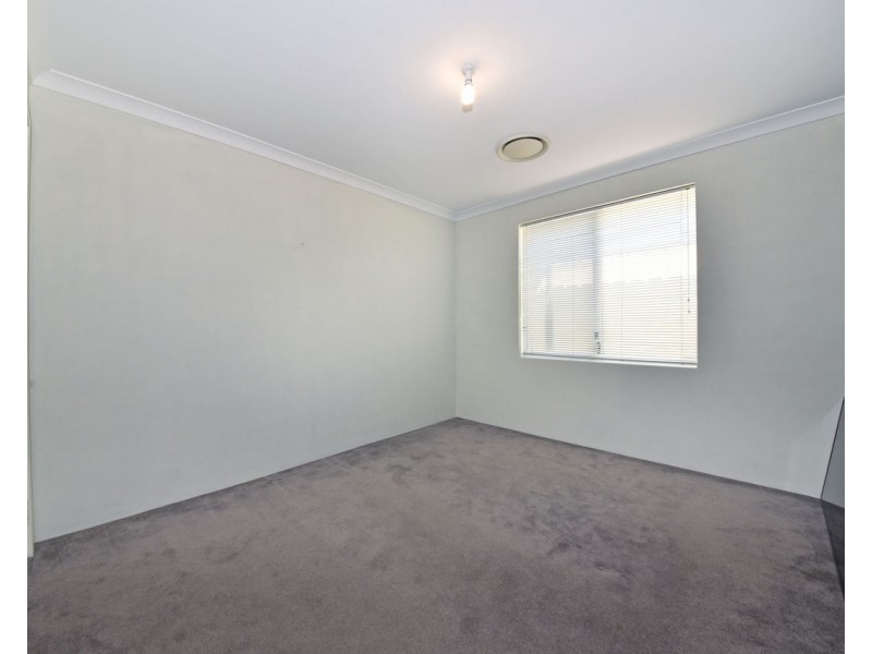 27 Airlie Chase, Clarkson WA 6030