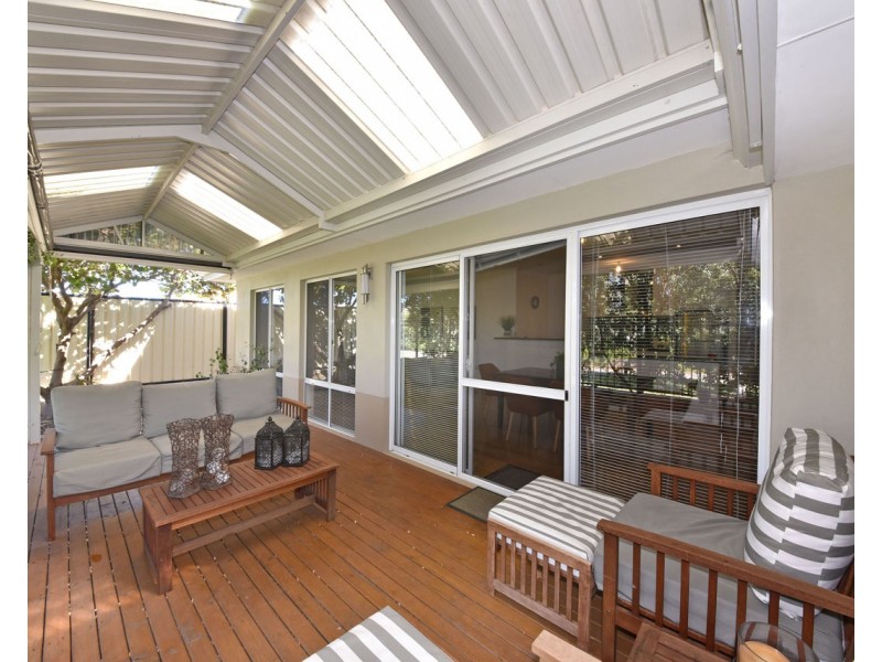 27 Airlie Chase, Clarkson WA 6030