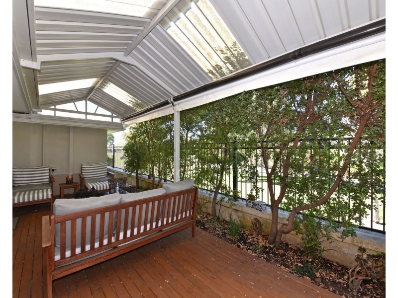 27 Airlie Chase, Clarkson WA 6030