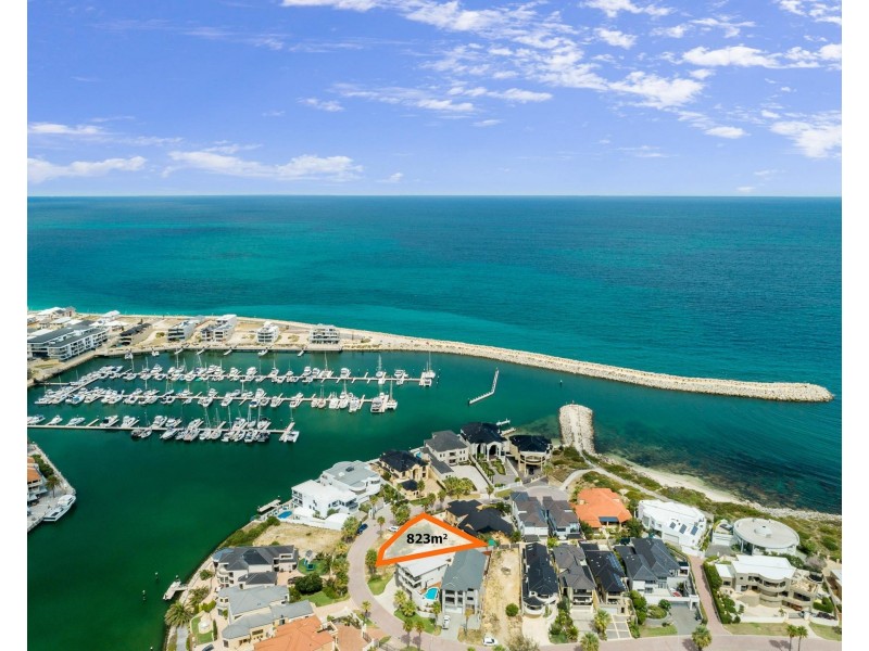 34 Clarecastle Retreat, Mindarie WA 6030