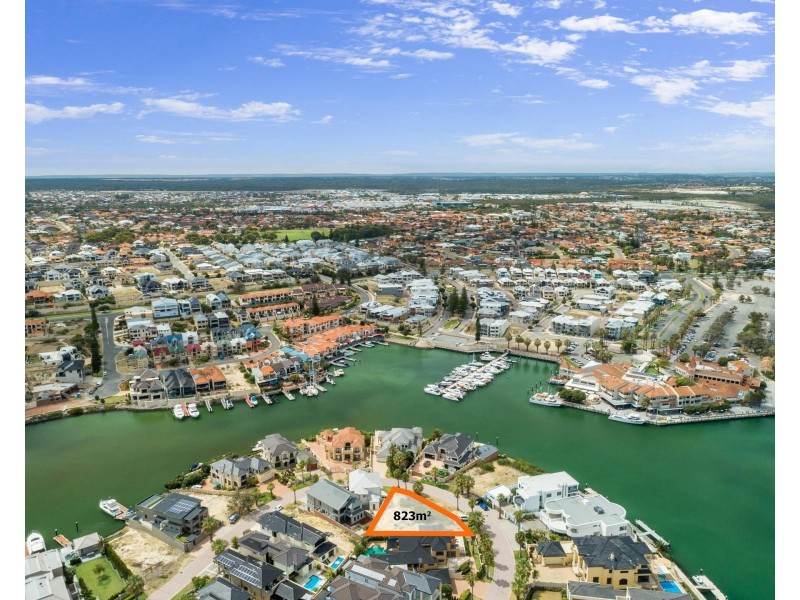 34 Clarecastle Retreat, Mindarie WA 6030