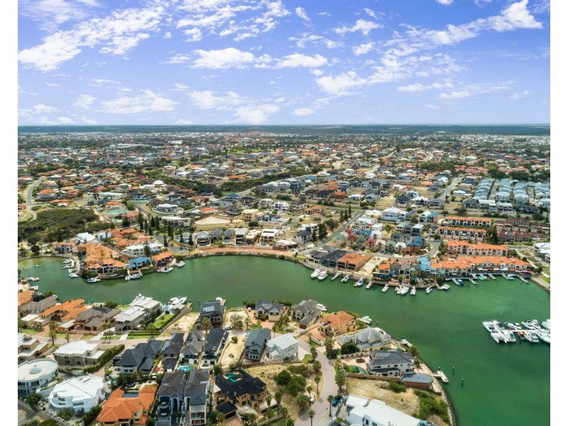 34 Clarecastle Retreat, Mindarie WA 6030