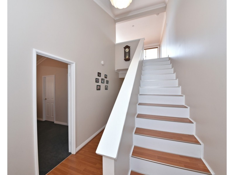 21A Holyhead Green, Mindarie WA 6030