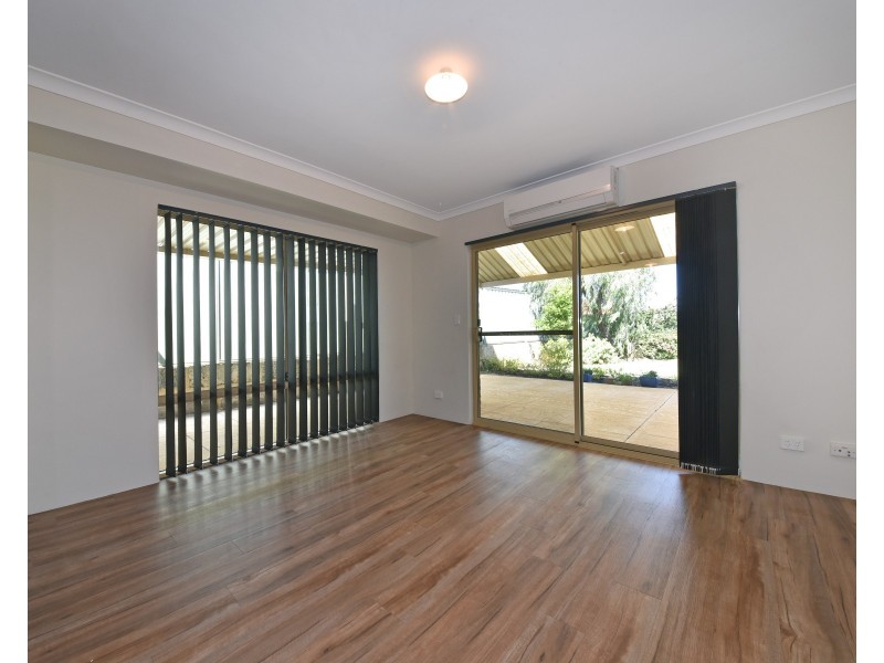 41 Olympus Loop, Merriwa WA 6030