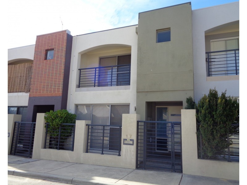 17 Redfern Bend, Clarkson WA 6030