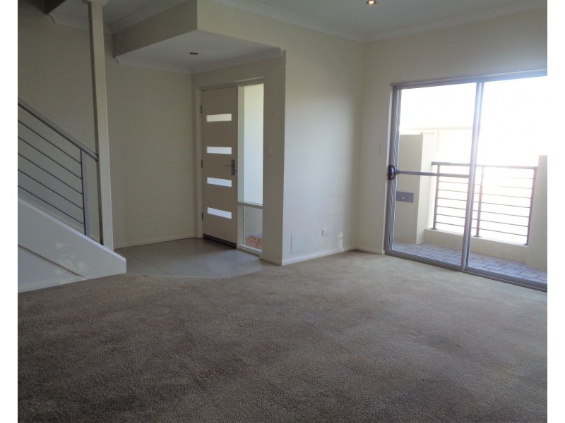 17 Redfern Bend, Clarkson WA 6030