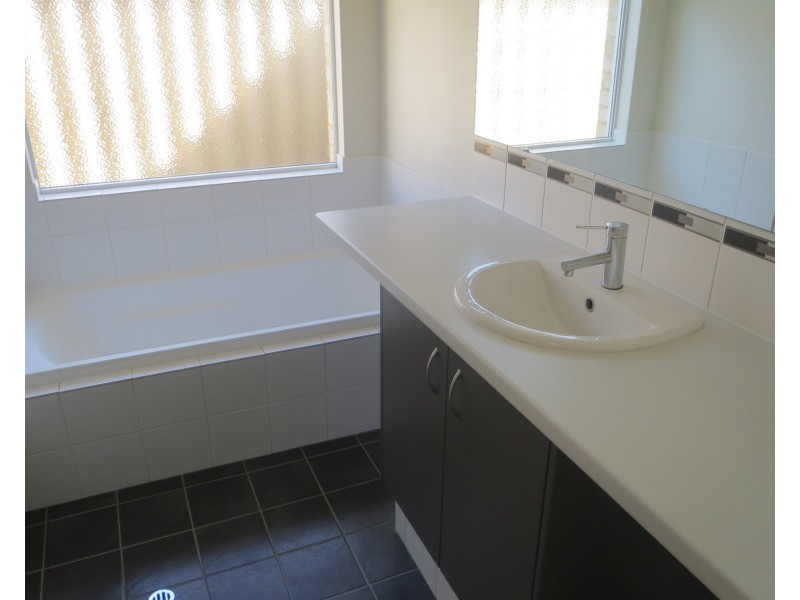 1/23 Crown Point, Butler WA 6036