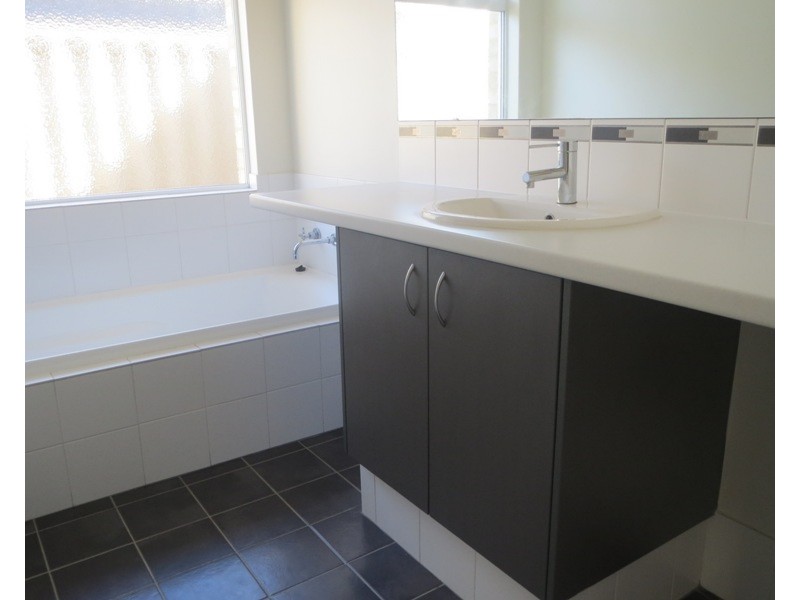 1/23 Crown Point, Butler WA 6036