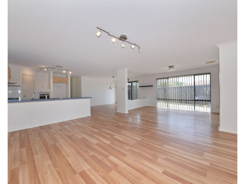 16 Irma Way, Butler WA 6036