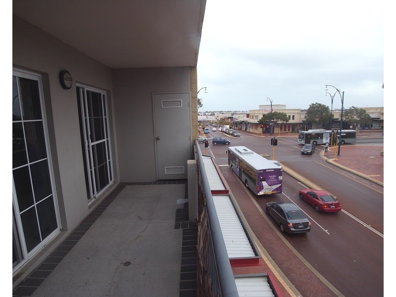 31/165 Grand Boulevard, Joondalup WA 6027