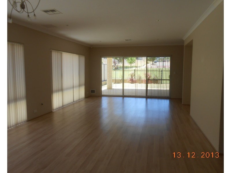 42 Cherokee Green, Clarkson WA 6030