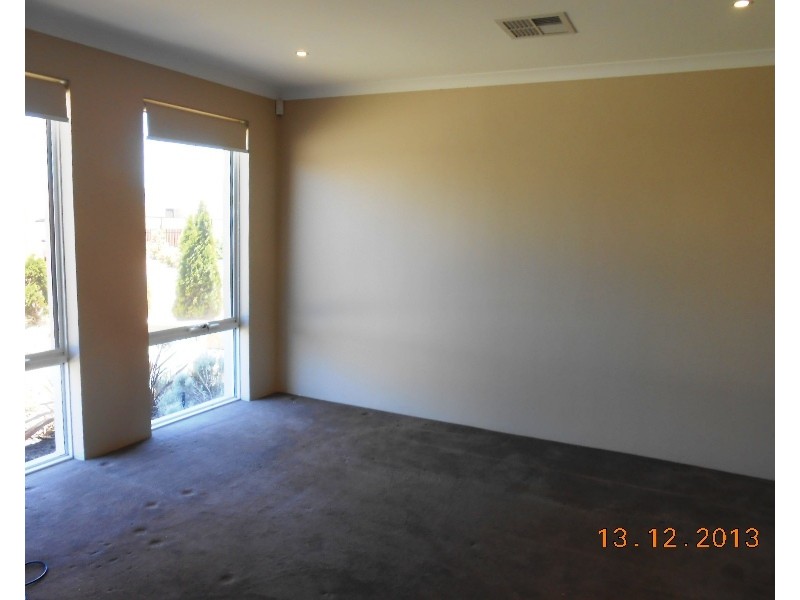 42 Cherokee Green, Clarkson WA 6030