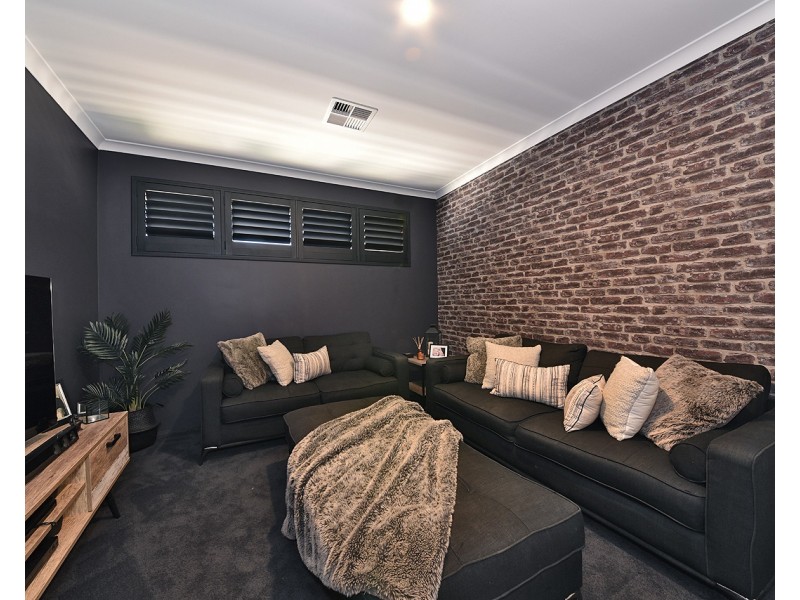 43  Marginella Boulevard, Jindalee WA 6036