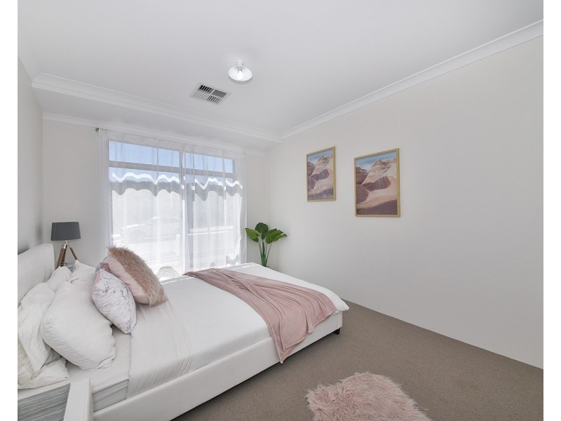 43  Marginella Boulevard, Jindalee WA 6036