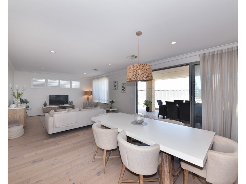 43  Marginella Boulevard, Jindalee WA 6036