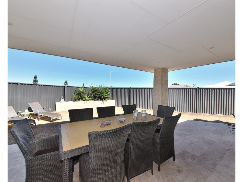 43  Marginella Boulevard, Jindalee WA 6036