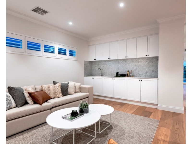 19 Bellefontaine Grove, Mindarie WA 6030
