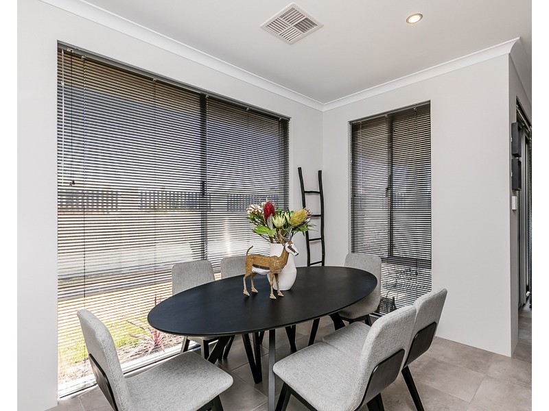 32 Santapola Approach, Alkimos WA 6038