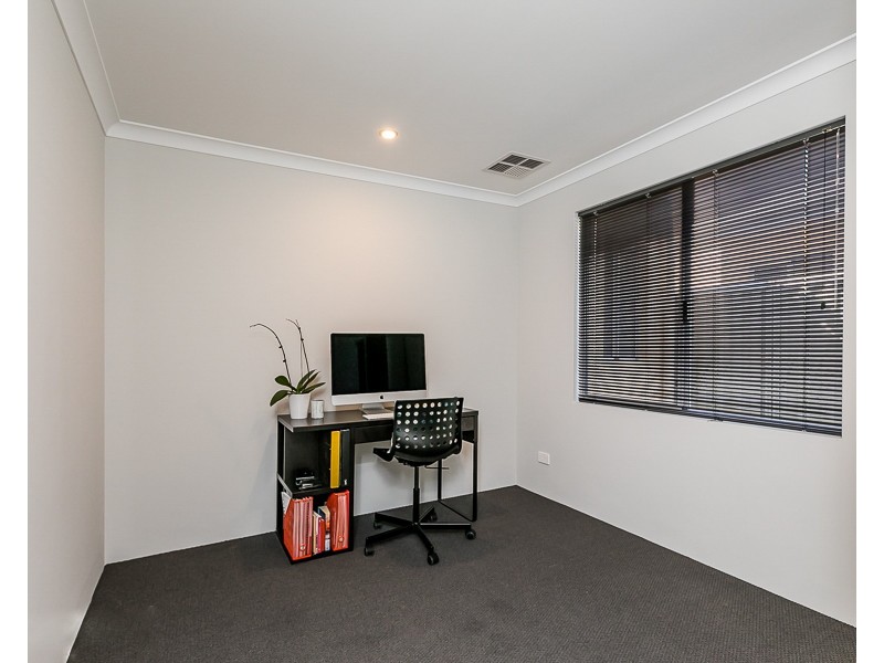 32 Santapola Approach, Alkimos WA 6038