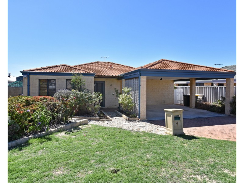 4 Rover Court, Quinns Rocks WA 6030