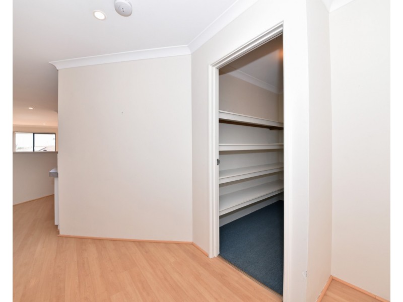 4 Rover Court, Quinns Rocks WA 6030