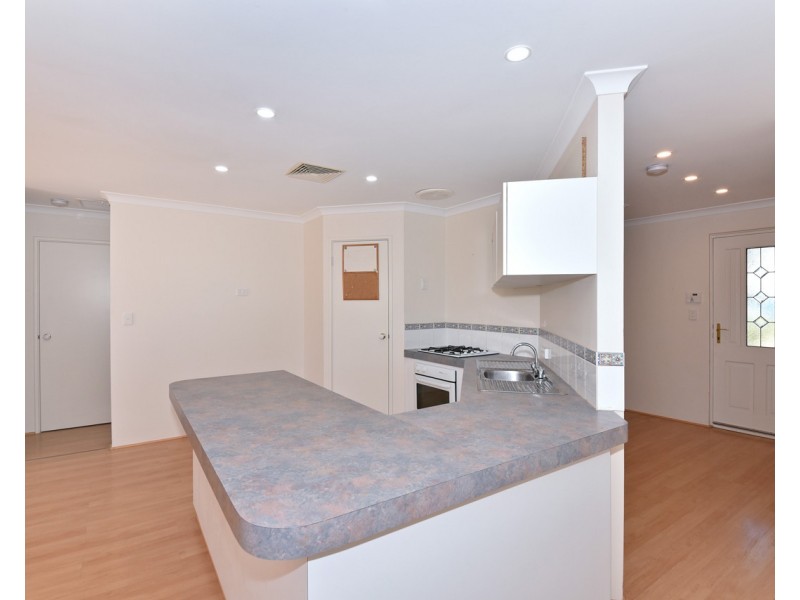 4 Rover Court, Quinns Rocks WA 6030