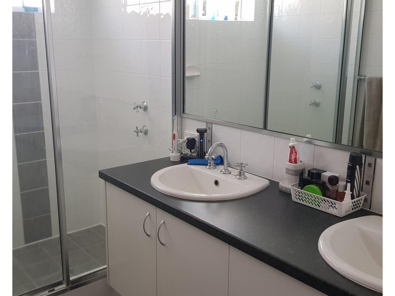 98 Hellfire Drive, Darch WA 6065