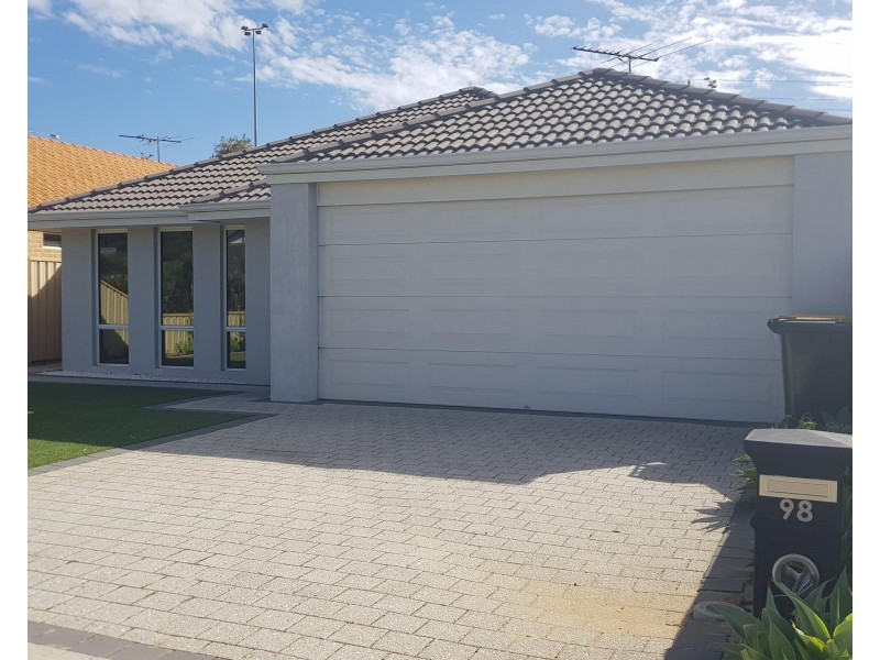 98 Hellfire Drive, Darch WA 6065