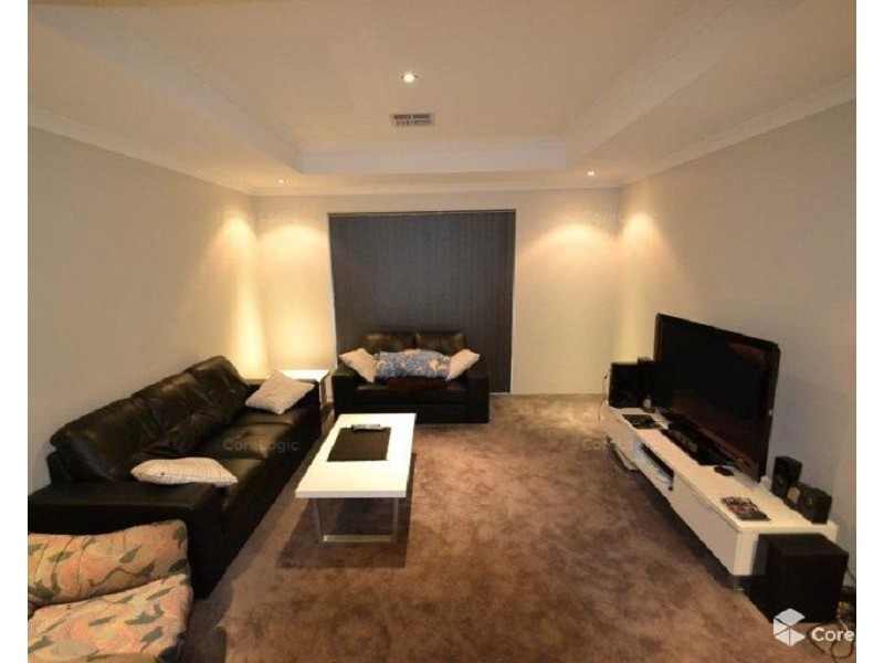 98 Hellfire Drive, Darch WA 6065