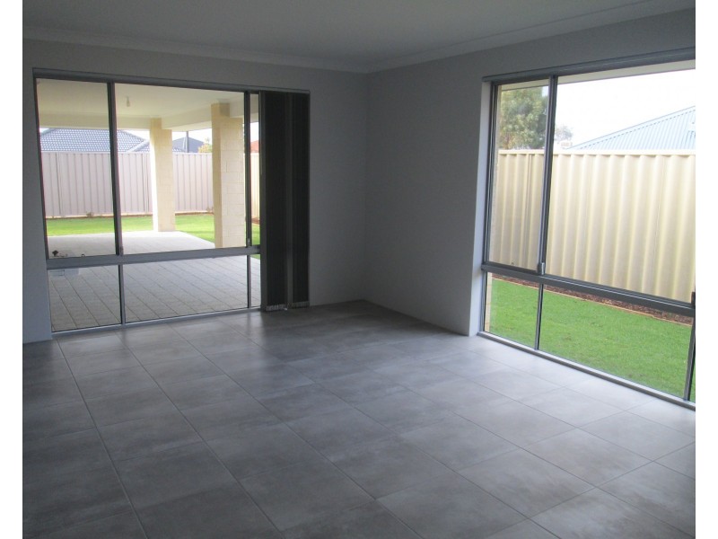 1  Gilford Green, Butler WA 6036