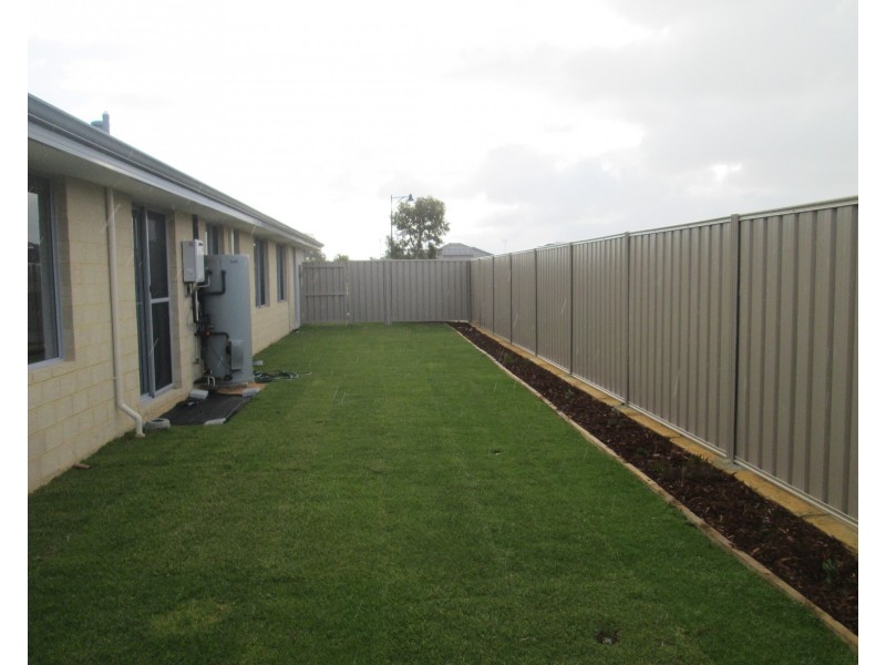 1  Gilford Green, Butler WA 6036