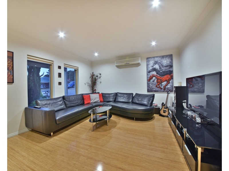 2 Bennevis Turn, Kinross WA 6028