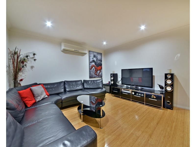 2 Bennevis Turn, Kinross WA 6028