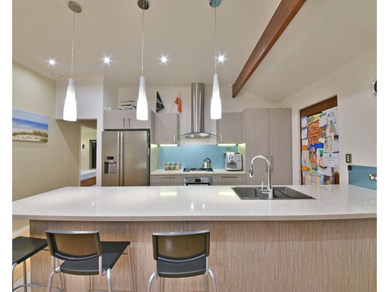 2 Bennevis Turn, Kinross WA 6028