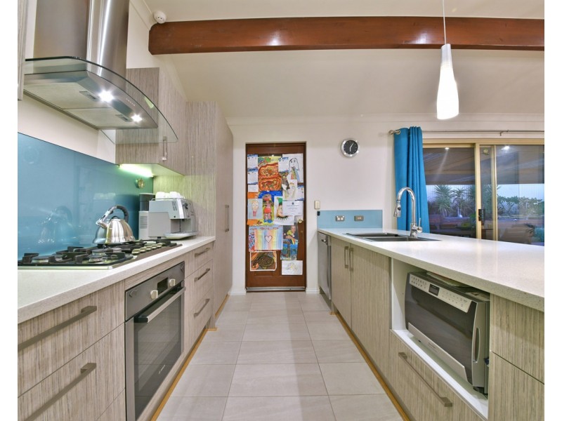 2 Bennevis Turn, Kinross WA 6028