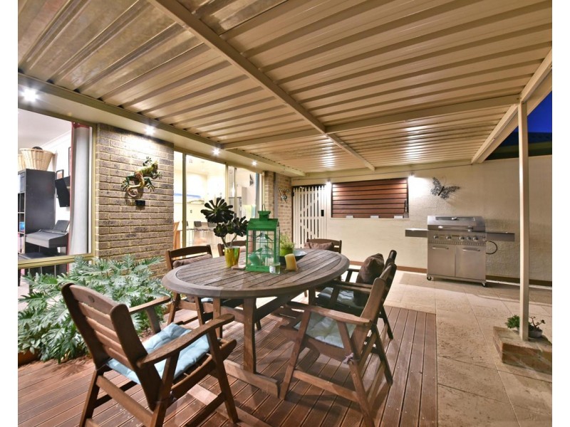 2 Bennevis Turn, Kinross WA 6028