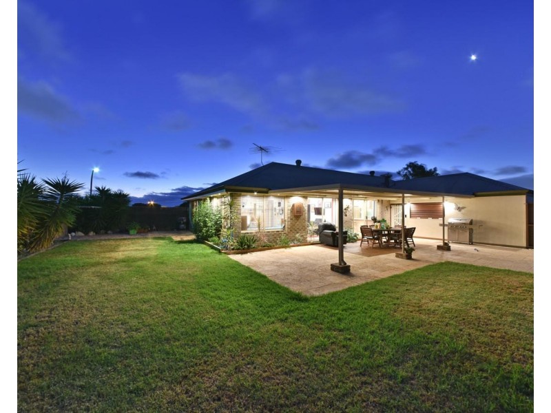 2 Bennevis Turn, Kinross WA 6028