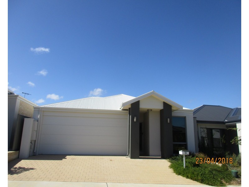 18 Makassar Way, Clarkson WA 6030