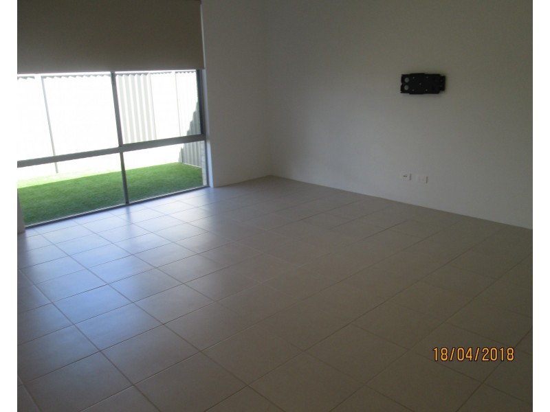 18 Makassar Way, Clarkson WA 6030