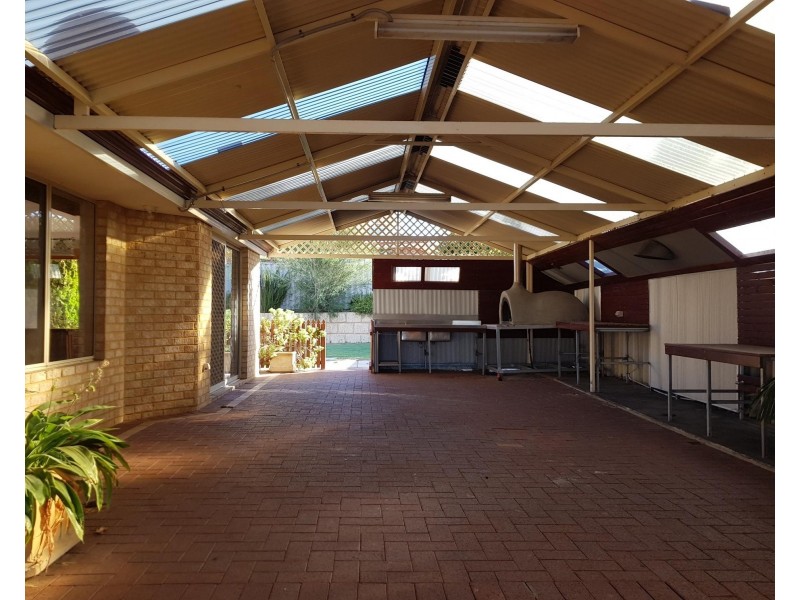 52  Rutherglen Circle, Kinross WA 6028