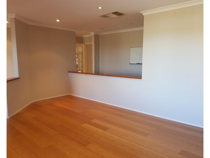 52  Rutherglen Circle, Kinross WA 6028