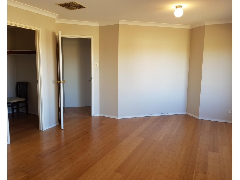 52  Rutherglen Circle, Kinross WA 6028